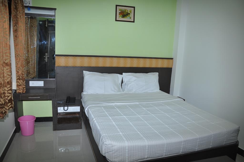 Jeyam Residency, Kumbakonam Hotel ภายนอก รูปภาพ